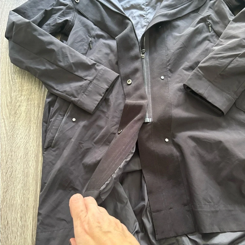 Lululemon &Go Swing trench coat - Picture 4 of 11